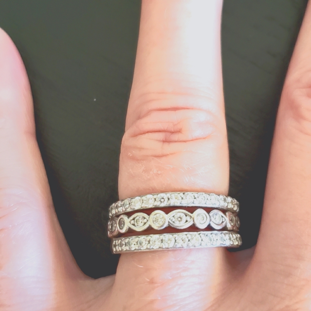 Triple ring set